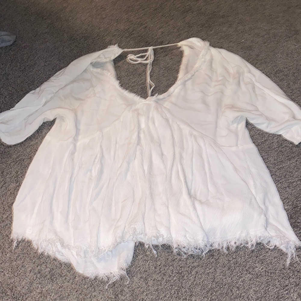 White top size small